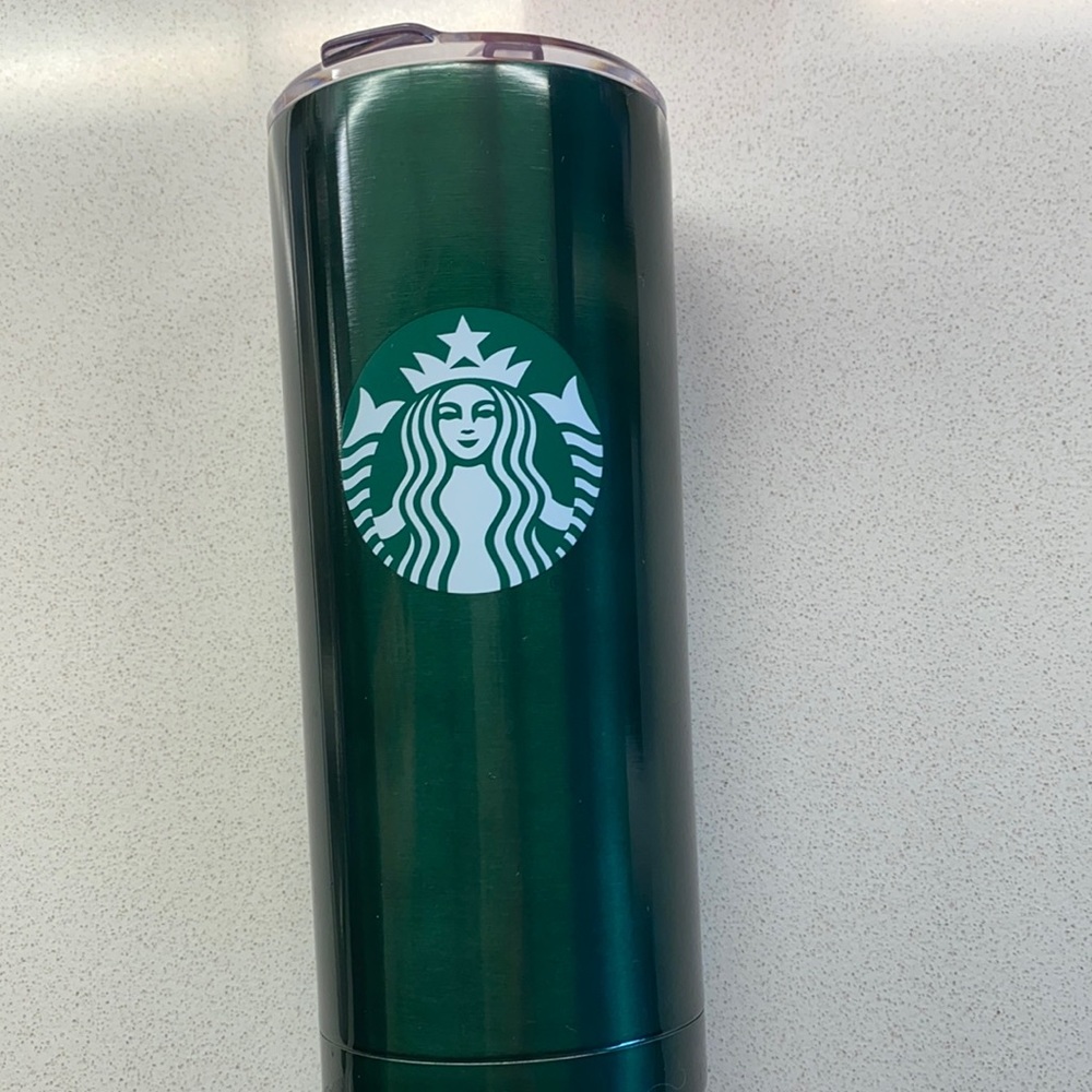 Hot Starbucks cup 20oz